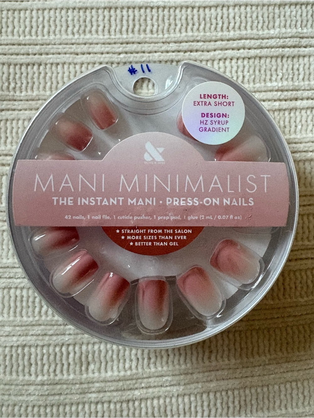 New Olive & June Mani Minimalist Press-On Nails • Pink Ombre (HZ Syrup
Gradient